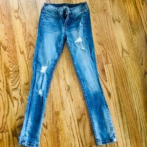 Joe’s Jeans kids distressed jeggings, super soft and comfy!